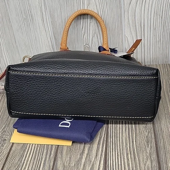NWT Dooney&Bourke Dillen Satchel/Crossbody Bag - Picture 6 of 9